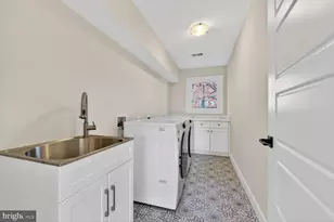 7405 Storm Ct, Falls Church, VA 22043 - Photo 30