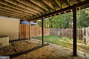 8316 Linden Oaks Ct, Lorton, VA 22079 - Photo 28