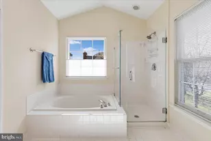 6753 Edge Cliff Dr, Alexandria, VA 22315 - Photo 22