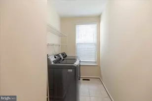 6753 Edge Cliff Dr, Alexandria, VA 22315 - Photo 36