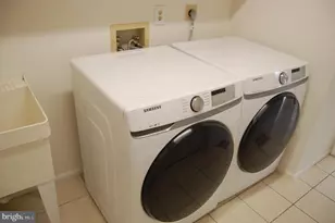 2413 Belle Haven Meadows Ct, Alexandria, VA 22306 - Photo 36