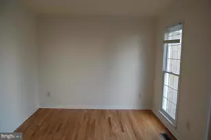 2413 Belle Haven Meadows Ct, Alexandria, VA 22306 - Photo 12