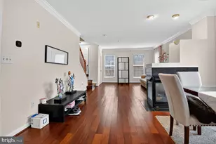 8866 Ashgrove House Ln, Vienna, VA 22182 - Photo 20