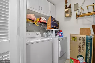 8866 Ashgrove House Ln, Vienna, VA 22182 - Photo 12