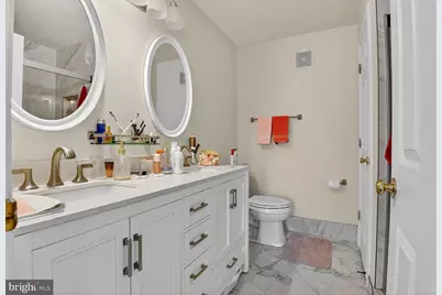 8866 Ashgrove House Lane #201, Vienna, VA 22182 - Photo 10