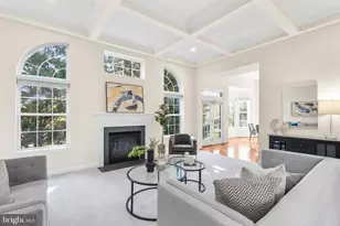 4509 Rhett Ln, Fairfax, VA 22030 - Photo 2