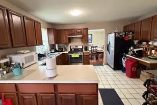 3206 Kilbrennan Ct, Herndon, VA 20171 - Photo 2