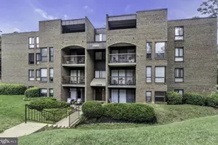 11232 Chestnut Grove Square, Reston, VA 20190 - Photo 1