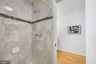 6410 Wyngate Dr, Springfield, VA 22152 - Photo 28