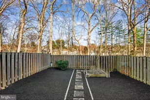 5635 Sutherland Ct, Burke, VA 22015 - Photo 42