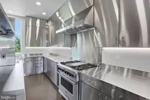 7979 E Boulevard Dr, Alexandria, VA 22308 - Photo 52