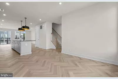 13916 Aviation Place, Herndon, VA 20171 - Photo 8