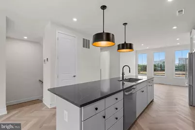 13916 Aviation Place, Herndon, VA 20171 - Photo 6