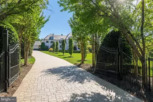 1521 Hunter Mill Rd, Vienna, VA 22182 - Photo 2