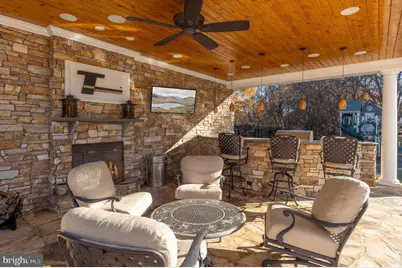 1521 Hunter Mill Road, Vienna, VA 22182 - Photo 8