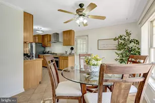 8320 Briar Creek Dr, Annandale, VA 22003 - Photo 16