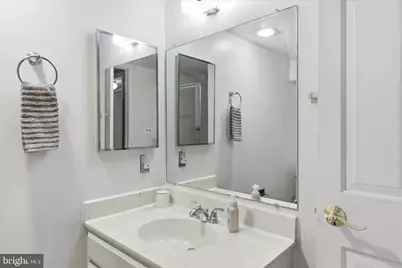 7600 Tremayne Place #301, McLean, VA 22102 - Photo 18