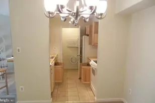 12286 Fort Buffalo Cir, Fairfax, VA 22033 - Photo 8