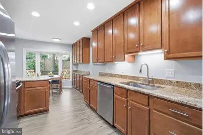 7400 Dorothy Court, Springfield, VA 22153 - Photo 6