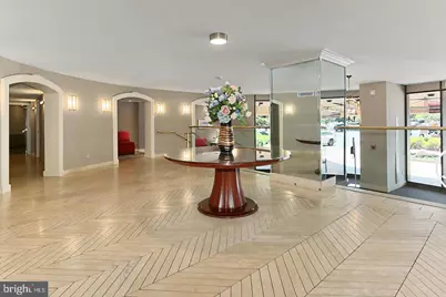 8370 Greensboro Drive #916, McLean, VA 22102 - Photo 14