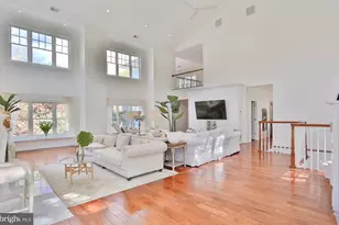 6329 Linway Terrace, McLean, VA 22101 - Photo 10