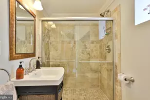 6329 Linway Terrace, McLean, VA 22101 - Photo 24