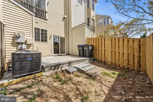 2428 Corn Crib Ct, Herndon, VA 20171 - Photo 38