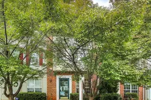 2428 Corn Crib Ct, Herndon, VA 20171 - Photo 2