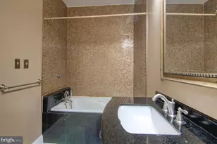 5861 Governors Hill Dr, Alexandria, VA 22310 - Photo 24