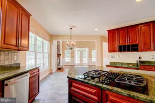 5861 Governors Hill Dr, Alexandria, VA 22310 - Photo 10