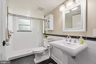 6060 Wooten Dr, Falls Church, VA 22044 - Photo 24