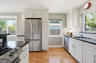 6060 Wooten Dr, Falls Church, VA 22044 - Photo 14