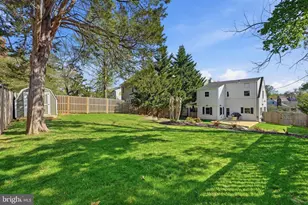 6060 Wooten Dr, Falls Church, VA 22044 - Photo 32