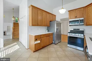 8702 Arley Dr, Springfield, VA 22153 - Photo 20