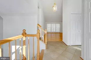 8702 Arley Dr, Springfield, VA 22153 - Photo 4