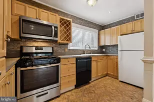 11611 Vantage Hill Rd, Reston, VA 20190 - Photo 2