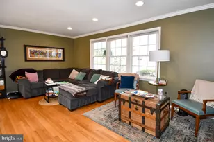 823 Neal Dr, Alexandria, VA 22308 - Photo 6