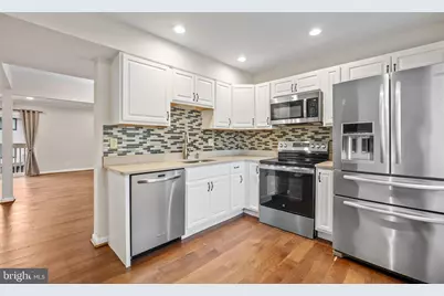 2704 Glengyle Drive #19, Vienna, VA 22181 - Photo 10