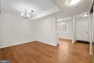 2704 Glengyle Dr, Vienna, VA 22181 - Photo 16