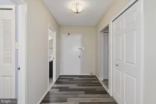 3701 S George Mason Dr, Falls Church, VA 22041 - Photo 4