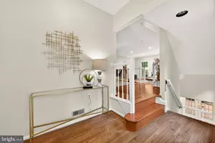 11792 Great Owl Cir, Reston, VA 20194 - Photo 8