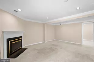 12541 Alder Woods Dr, Fairfax, VA 22033 - Photo 48