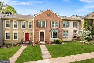 12541 Alder Woods Dr, Fairfax, VA 22033 - Photo 4