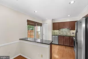 12541 Alder Woods Dr, Fairfax, VA 22033 - Photo 14