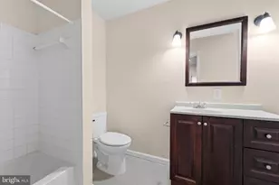 13511 Chevy Chase Ct, Chantilly, VA 20151 - Photo 30