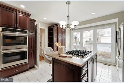 7506 Silver Maple Lane, Falls Church, VA 22042 - Photo 18