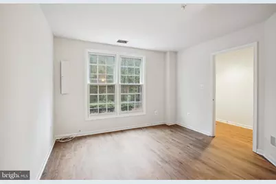 8856 Mansion View Court, Vienna, VA 22182 - Photo 6