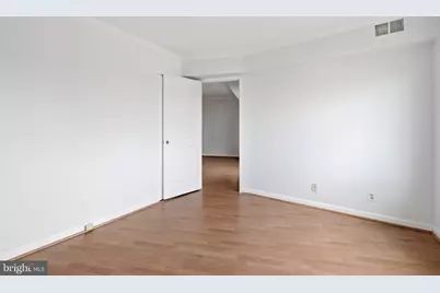 8370 Greensboro Drive #614, McLean, VA 22102 - Photo 16