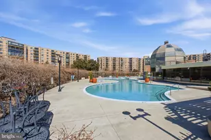 8370 Greensboro Dr, McLean, VA 22102 - Photo 48