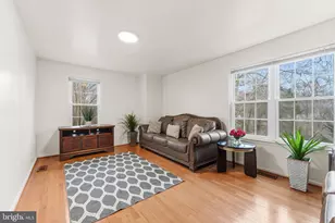 5765 Heritage Hill Dr, Alexandria, VA 22310 - Photo 10